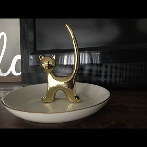 BRAND NEW: Jewelry Organizer